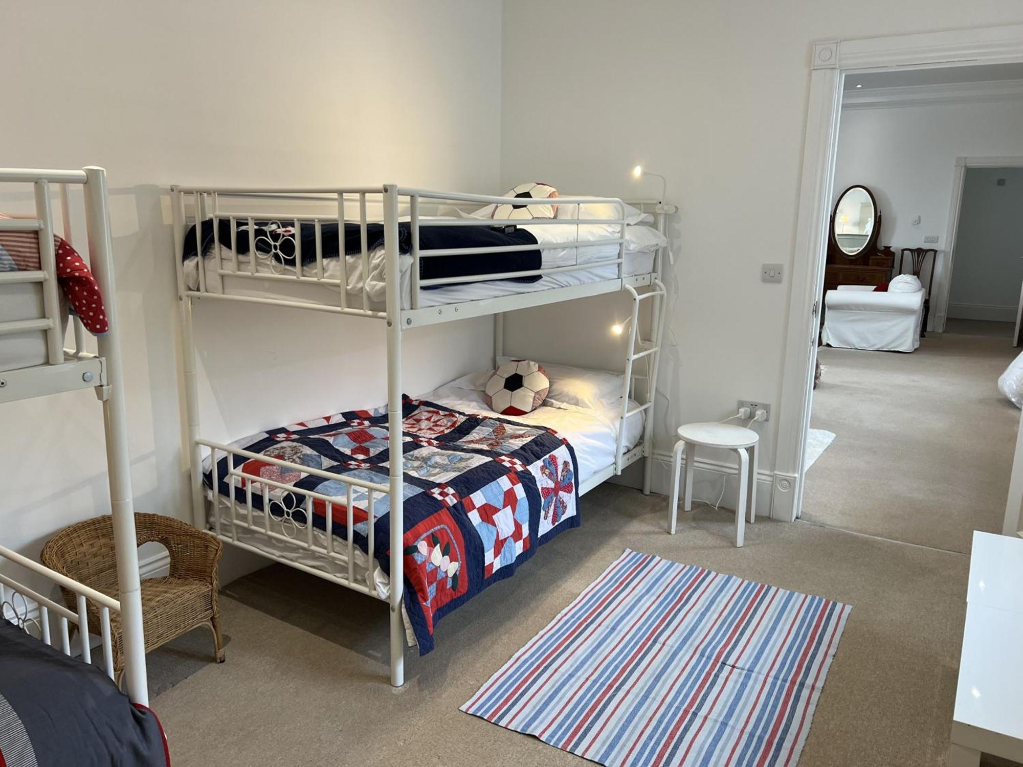Alexander House 18 - East Wing - Self Catering Villa Охтерардър Екстериор снимка